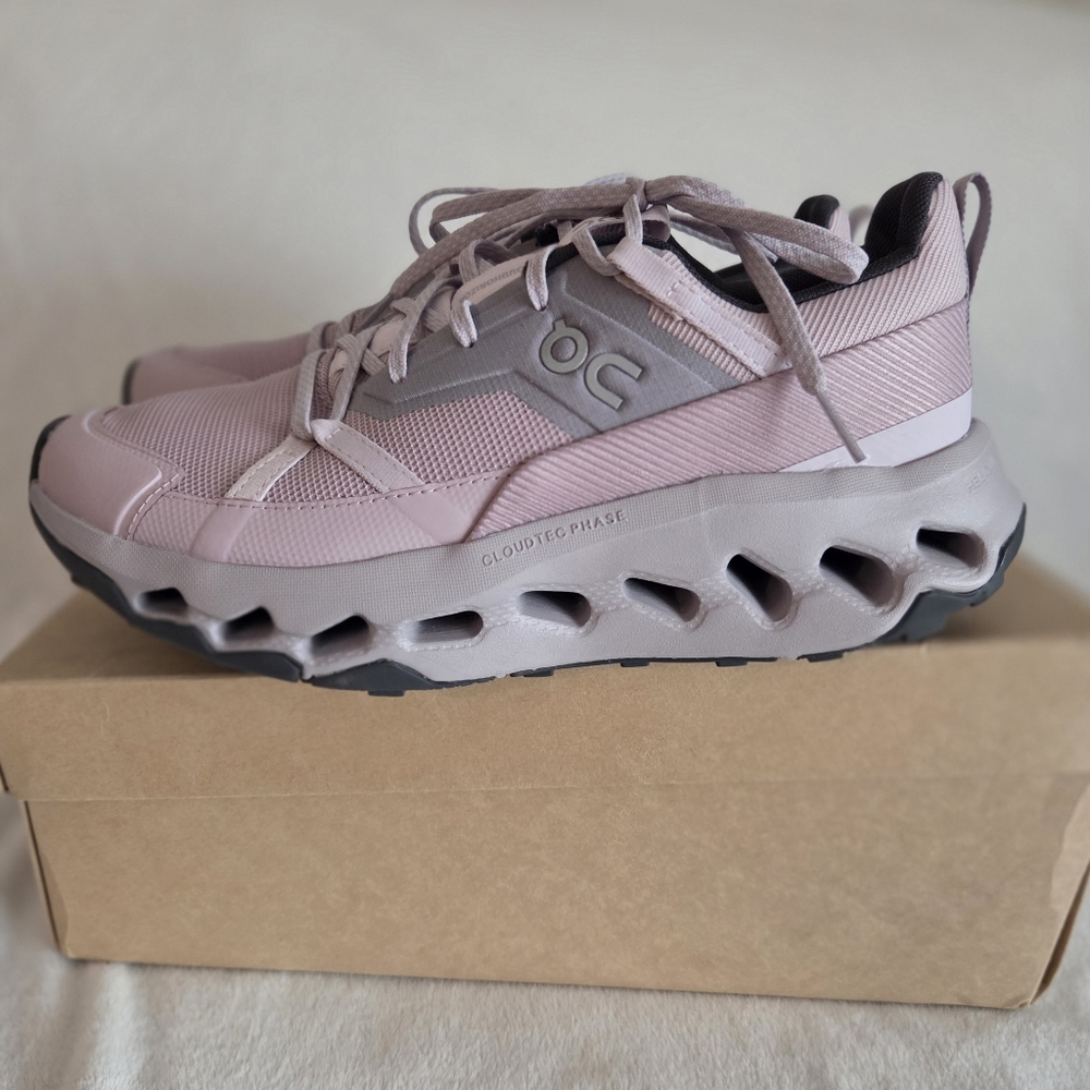 On CloudHorizon Hiking Running Shoe Sneaker Women Muave Purple/Grey Size 7.5 NEW - Picture 2 of 8
